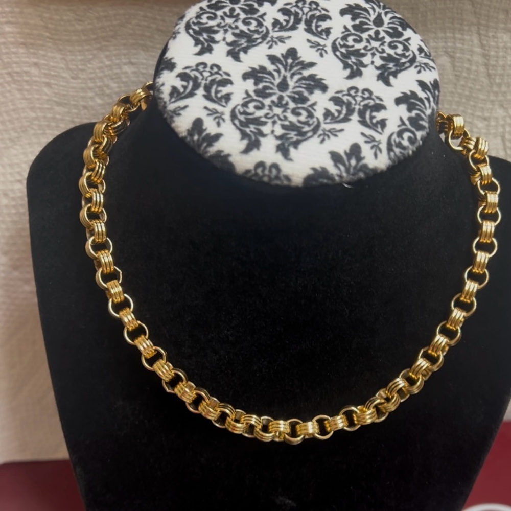 VINTAGE GIVENCHY ROLO LINK NECKLACE - Picture 12 of 13